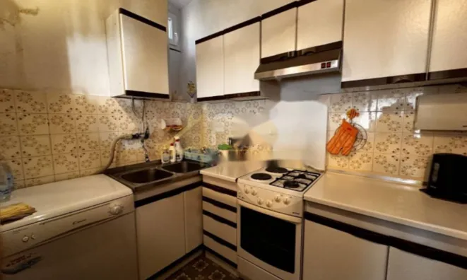 Недвижимость Двухкомнатная квартира в центре: 6