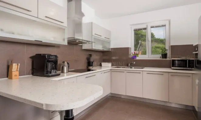 Недвижимость Дом в Вепринаце, Опатия: 18