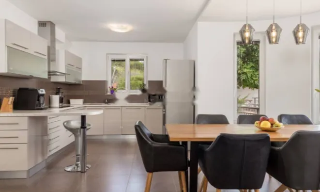 Недвижимость Дом в Вепринаце, Опатия: 22