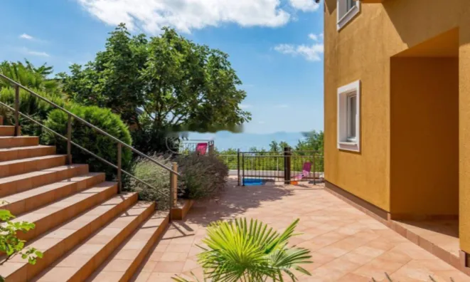 Недвижимость Дом в Вепринаце, Опатия: 36