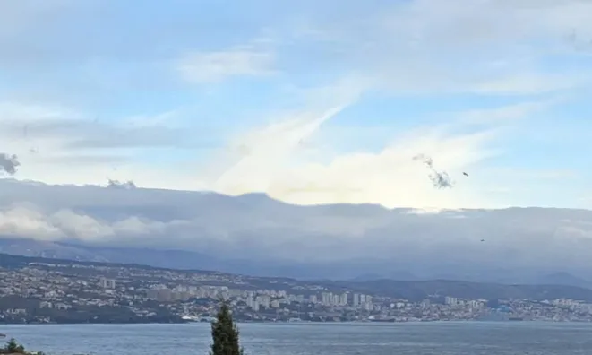 Недвижимость Трёхкомнатная квартира в центре Опатии: 2