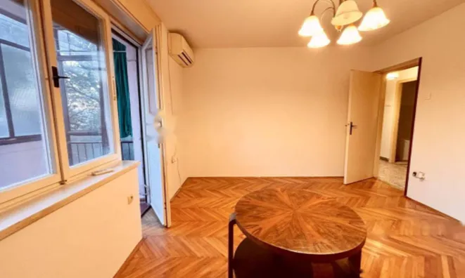 Недвижимость Трёхкомнатная квартира в центре Опатии: 1