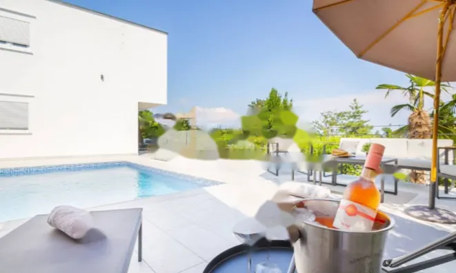 Недвижимость Семейный дом Опатия Центр: 3