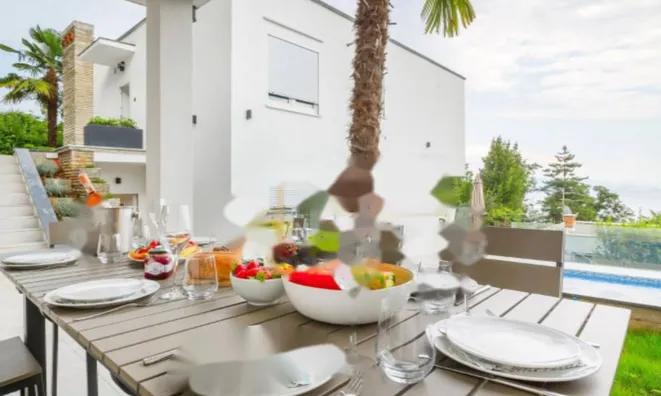 Недвижимость Семейный дом Опатия Центр: 4