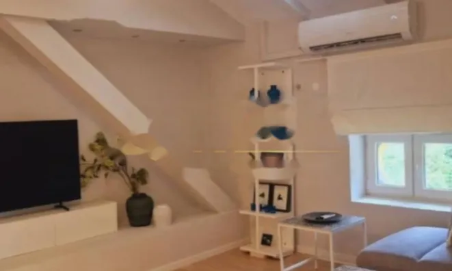 Недвижимость Двухкомнатная квартира Центр: 2