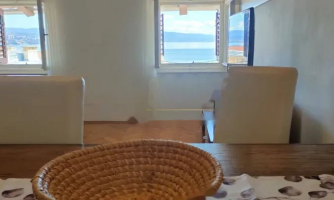 Недвижимость Трехкомнатная квартира Центр: 2