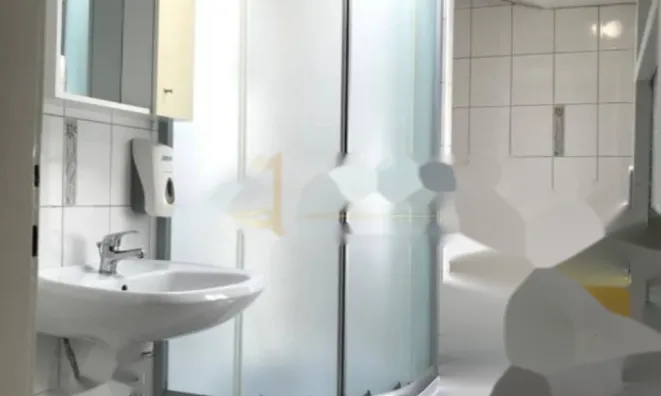 Недвижимость Трехкомнатная квартира Центр: 14