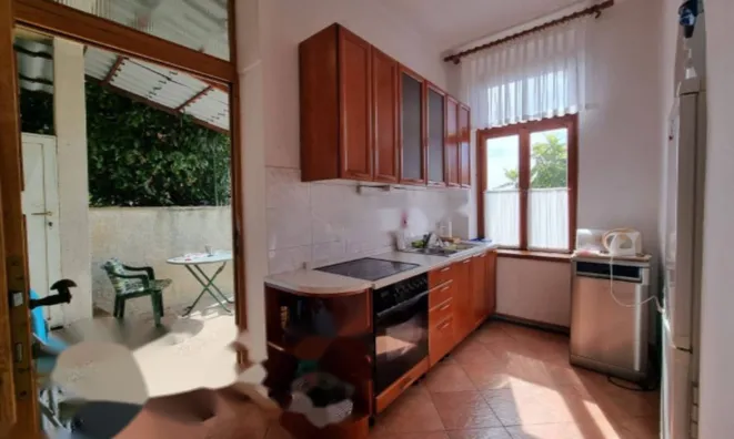 Недвижимость Трёхкомнатная квартира Центр: 1