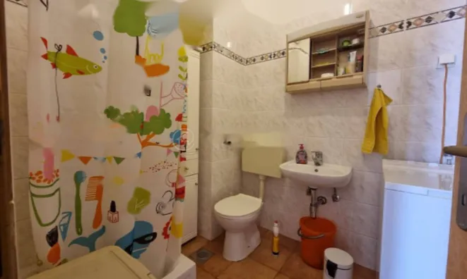 Недвижимость Трёхкомнатная квартира Центр: 8