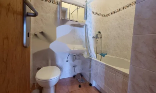 Недвижимость Трёхкомнатная квартира Центр: 9