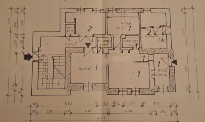 Недвижимость Трёхкомнатная квартира Центр: 11