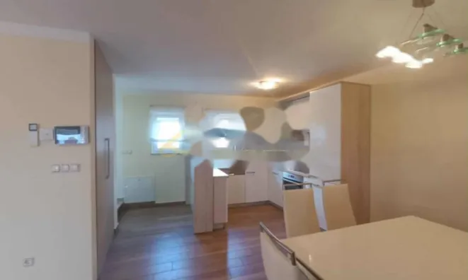 Недвижимость Трехкомнатная Квартира Центр: 1