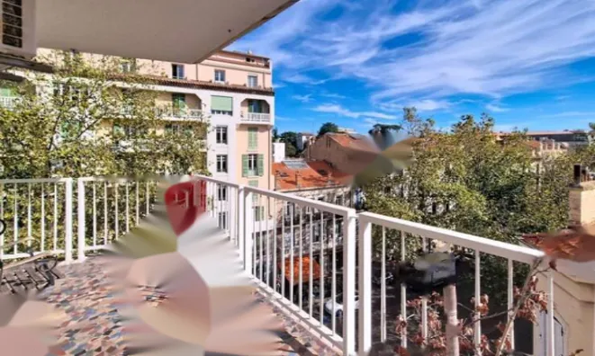 Недвижимость Apartment Carnot Cannes: 4