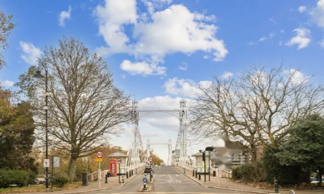 Недвижимость Oakley Street: 5