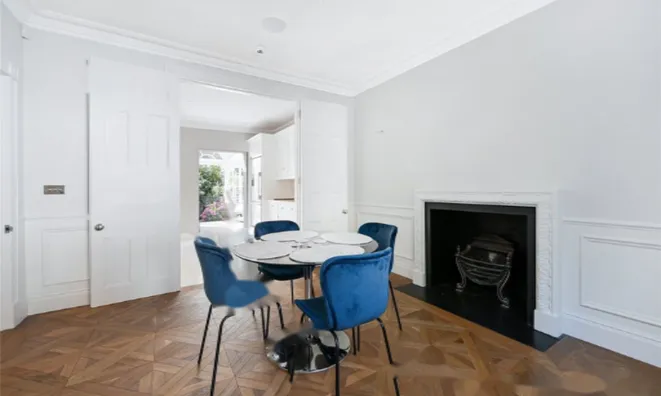 Недвижимость Alexander Square: 1