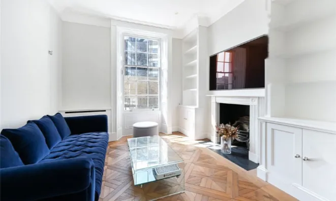 Недвижимость Alexander Square: 11