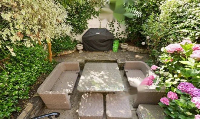 Недвижимость Alexander Square: 18