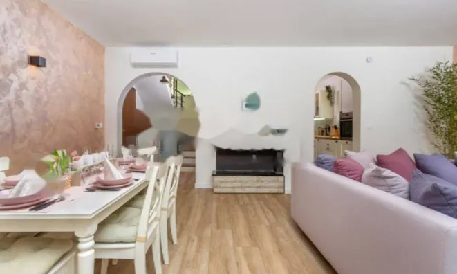 Недвижимость Многоквартирный дом Вепринац: 2