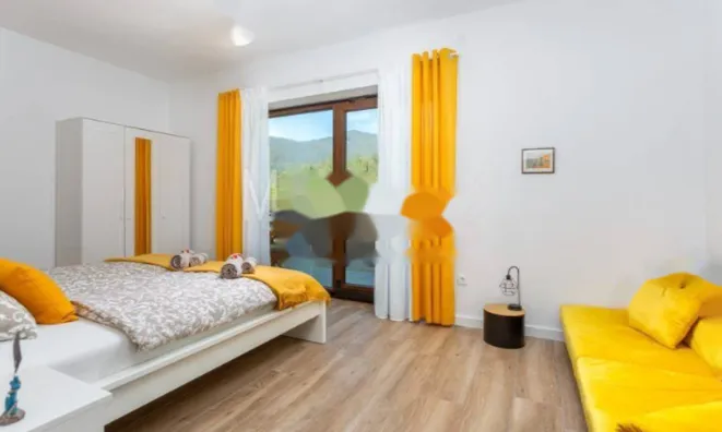 Недвижимость Многоквартирный дом Вепринац: 10