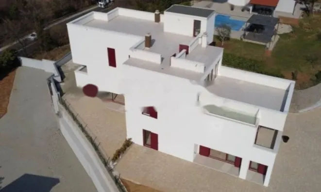 Недвижимость Четырехкомнатная квартира Вольоско: 1