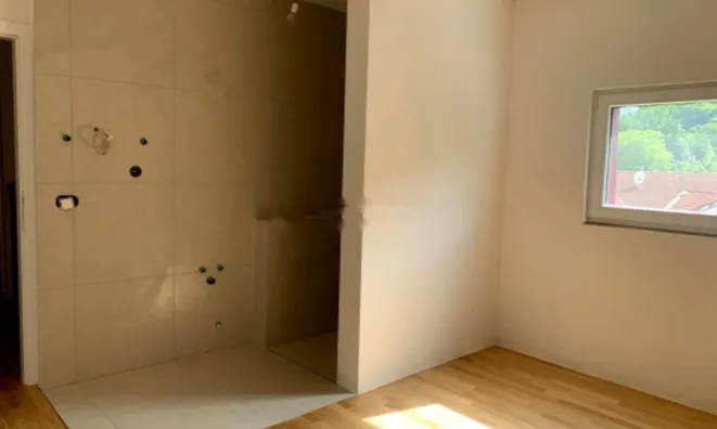 Недвижимость Четырехкомнатная квартира Вольоско: 30