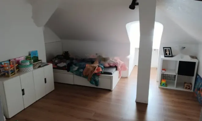 Недвижимость Четырехкомнатная квартира Центр: 6