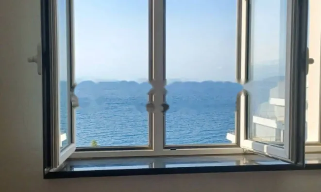 Недвижимость Четырехкомнатная квартира Центр: 14