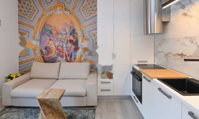 Недвижимость Четырехкомнатная квартира Центр: 4