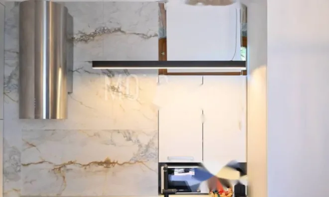 Недвижимость Четырехкомнатная квартира Центр: 5