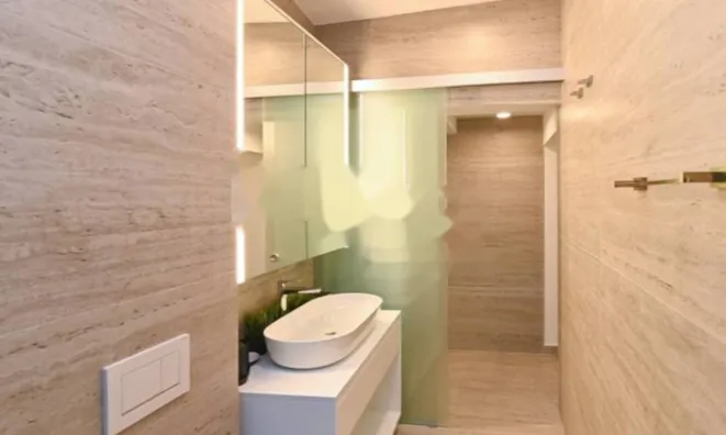 Недвижимость Четырехкомнатная квартира Центр: 20