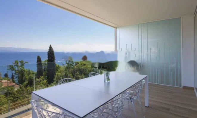 Недвижимость Трехкомнатная квартира в центре Опатии: 1