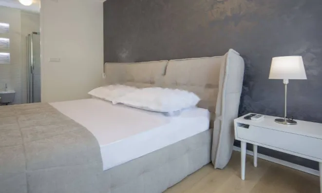 Недвижимость Трехкомнатная квартира в центре Опатии: 13