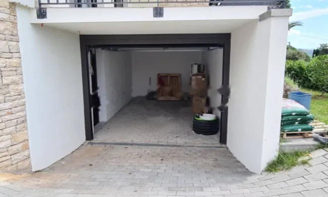 Недвижимость Многоквартирный дом в Побри: 7