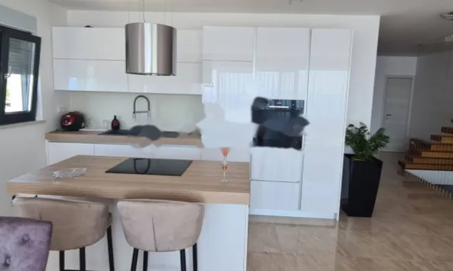 Недвижимость Многоквартирный дом в Побри: 26