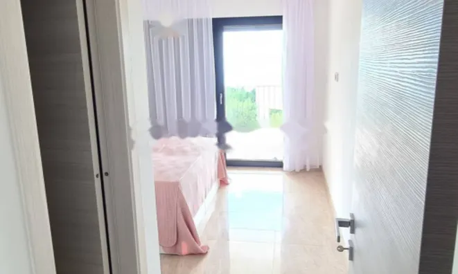 Недвижимость Многоквартирный дом в Побри: 37