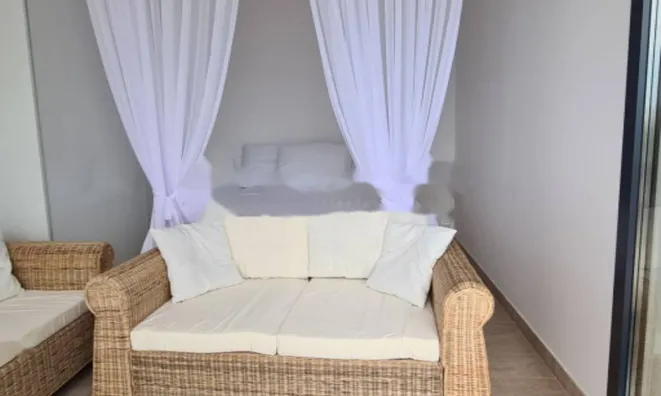 Недвижимость Многоквартирный дом в Побри: 55