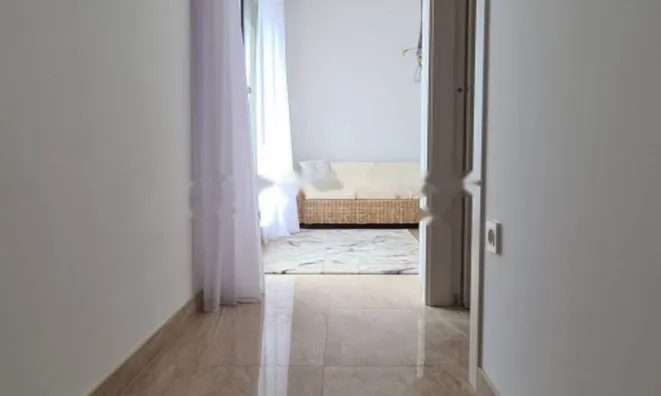 Недвижимость Многоквартирный дом Побри: 52