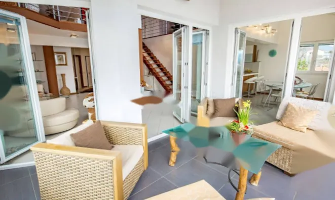 Недвижимость Четырехкомнатная квартира Центр: 3