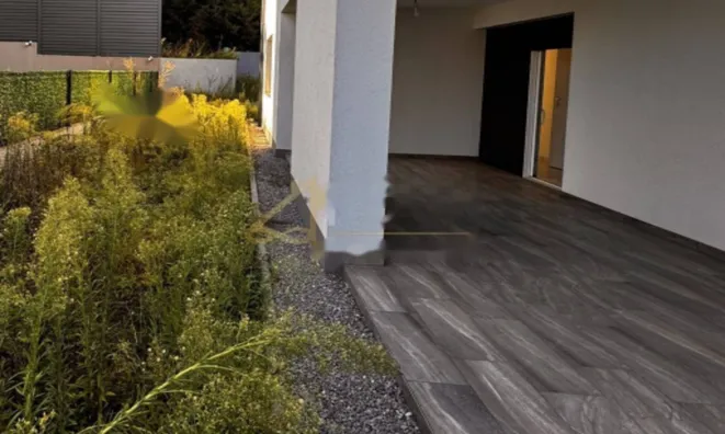 Недвижимость Трехкомнатная квартира Побрие: 12