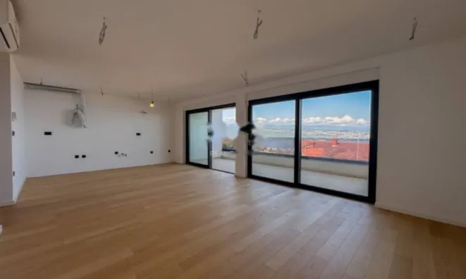 Недвижимость Четырехкомнатная квартира в центре Опатии: 5