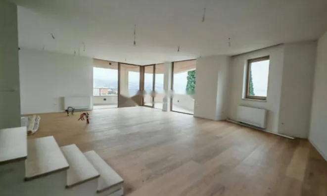 Недвижимость Четырехкомнатная квартира в Центре Опатии: 9