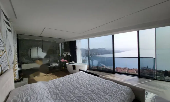 Недвижимость Четырехкомнатная квартира Центр: 19