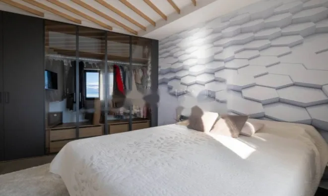 Недвижимость Четырехкомнатная квартира Центр: 21