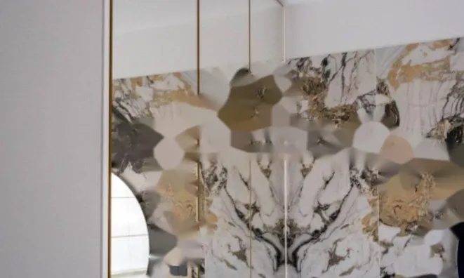 Недвижимость Четырехкомнатная квартира Центр: 28