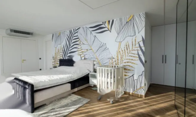 Недвижимость Четырехкомнатная квартира Центр: 35