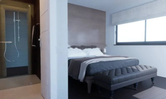 Недвижимость Трехкомнатная квартира в центре: 9