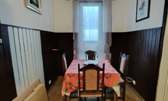 Недвижимость Двухкомнатная Квартира Центр: 3