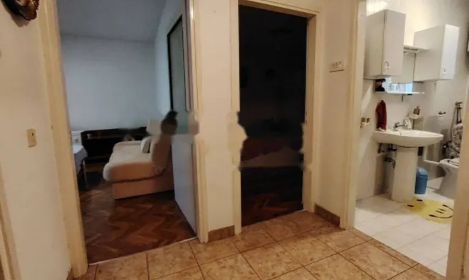 Недвижимость Двухкомнатная Квартира Центр: 6