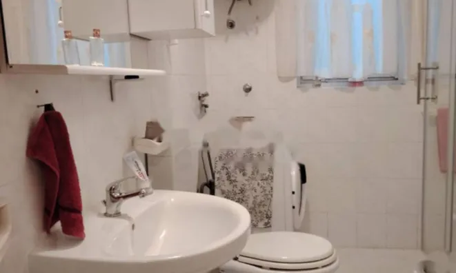 Недвижимость Двухкомнатная Квартира Центр: 8