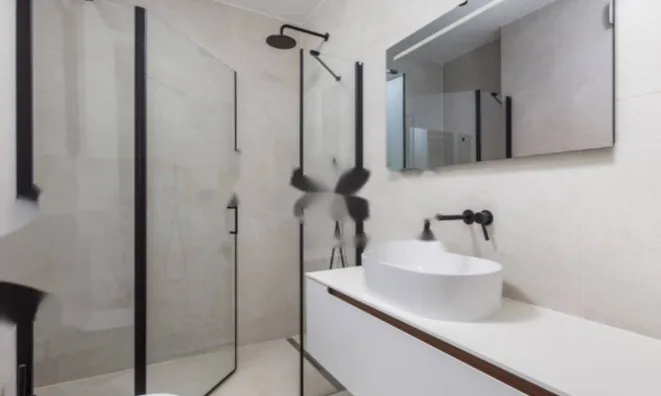 Недвижимость Трёхкомнатная квартира в Центре: 15